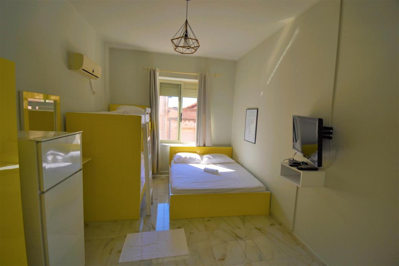 Jonian Central Condos Saranda Extérieur photo