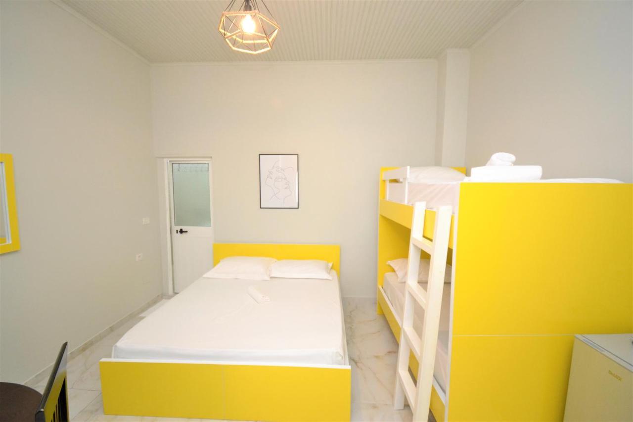 Jonian Central Condos Saranda Extérieur photo